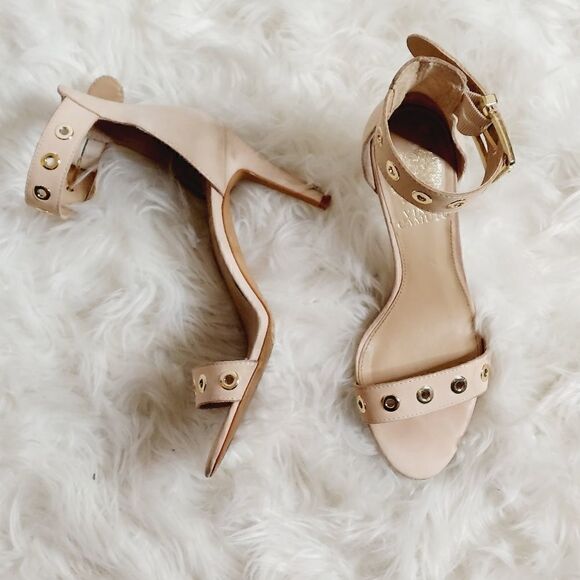 Vince Camuto Shoes - Vince Camuto peach heels 